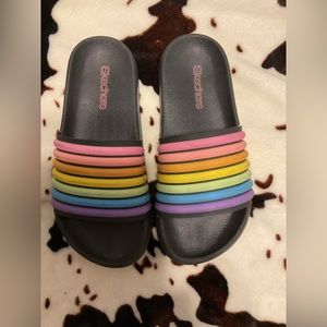 Girls Skechers slides size 4